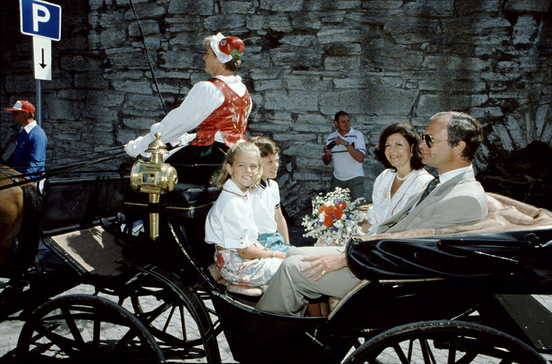 FILE PHOTO 1990s . King Carl XVI Gustaf, Queen Silvia, Prince Carl Philip and Princess Madeleine on island Gotland, early 1990s. Photo: Toni Sica Code: 1001 COPYRIGHT STELLA PICTURES