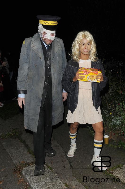 31 October 2016. Celebrities attend the annual Halloween party held at the home of Jonathan Ross Konnie Huq, Charlie Brooker Credit: Will/CK/GoffPhotos.com Ref: KGC-172/305