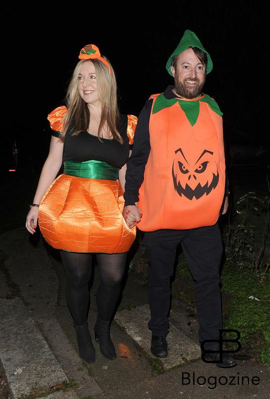 31 October 2016. Celebrities attend the annual Halloween party held at the home of Jonathan Ross. Pictured, David Mitchell Credit: Will/CK/GoffPhotos.com Ref: KGC-172/305